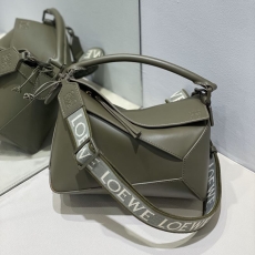 Loewe Puzzle Bags